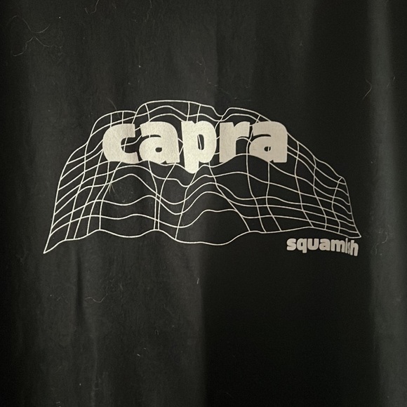 Causal black t-shirt - Picture 2 of 3